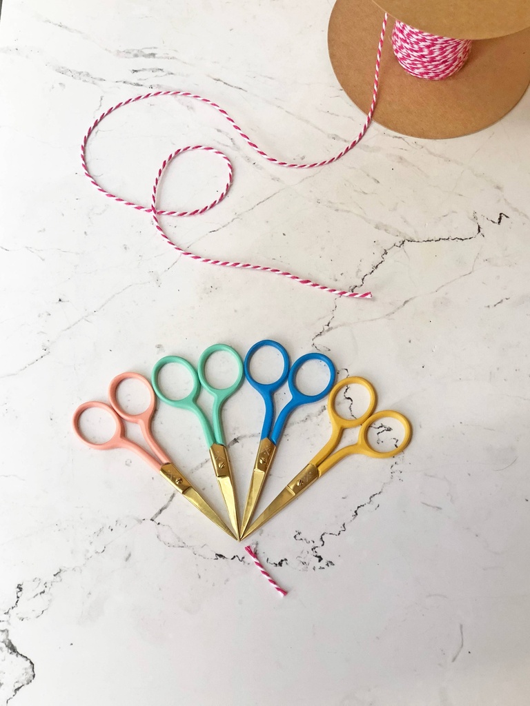 Round Handled Embroidery Scissors